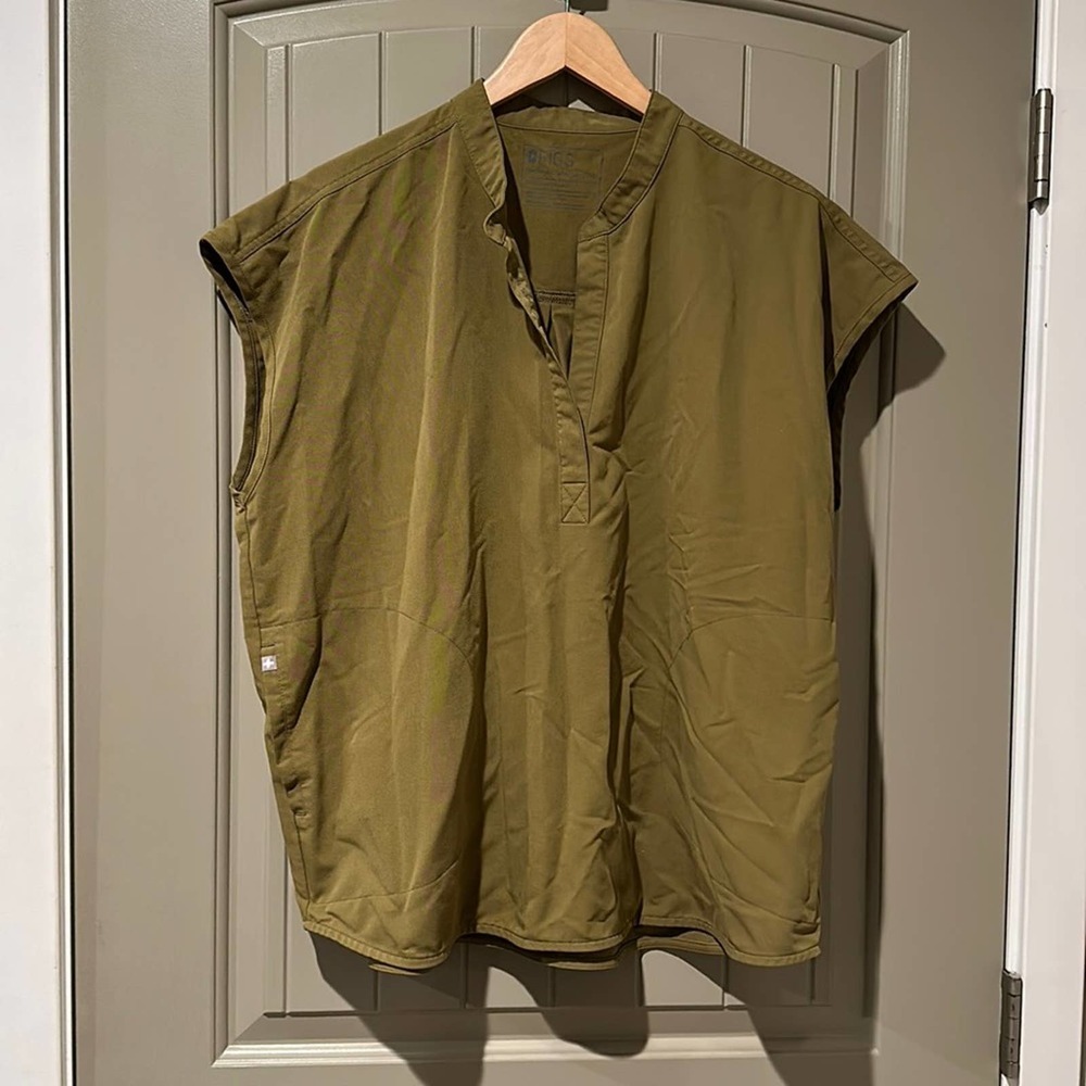 Figs Rafaela Olive Green Sleeveless Oversized Top - Women's